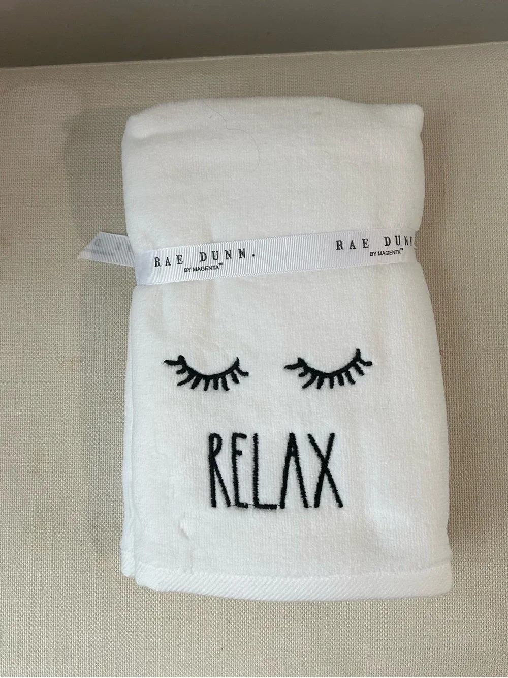 Rae Dunn RELAX Embroidered Eyelashes White Hand Towel Set NWT